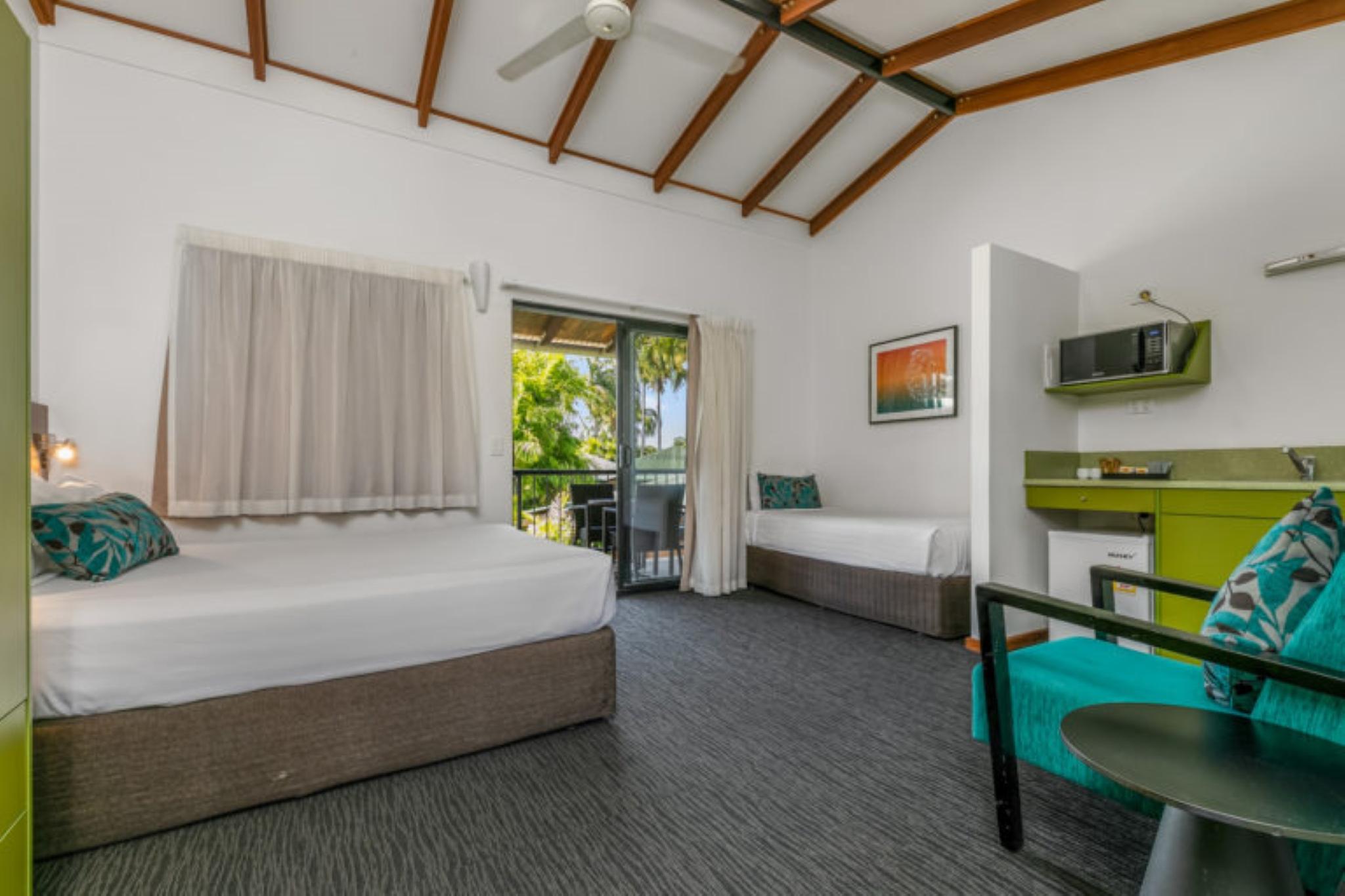 Palms City Resort Darwin Bagian luar foto