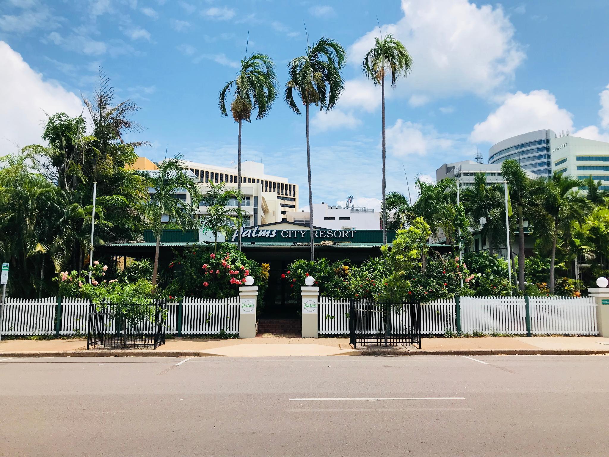 Palms City Resort Darwin Bagian luar foto