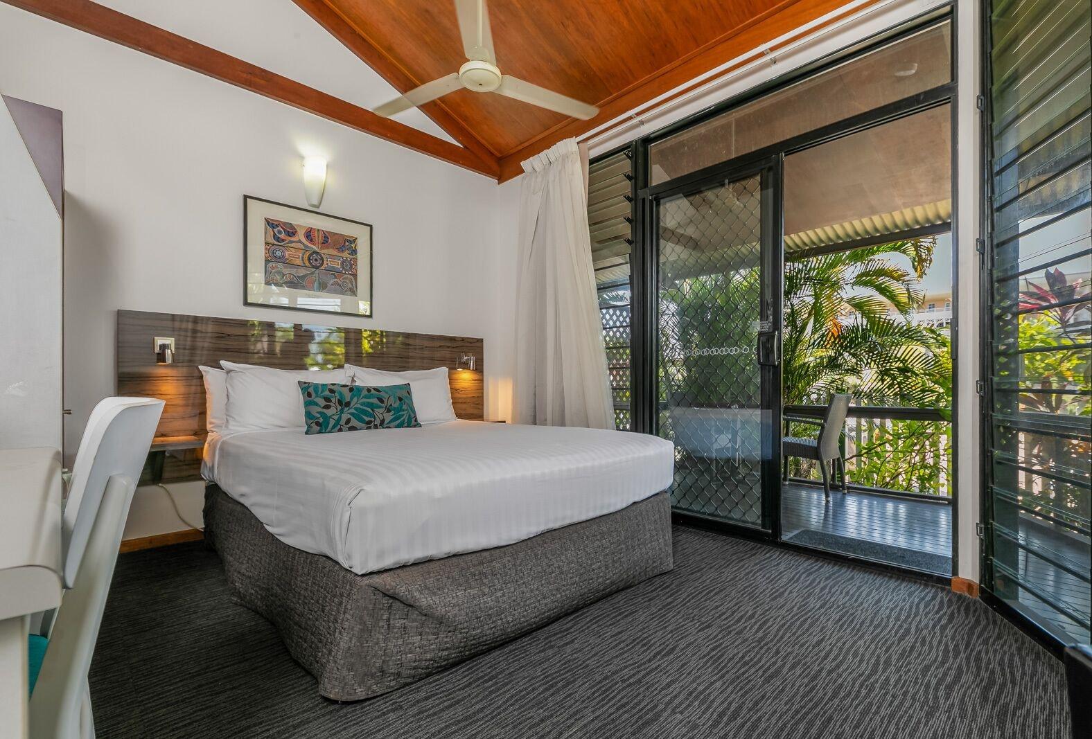 Palms City Resort Darwin Bagian luar foto